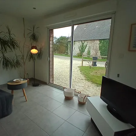 Les Tissey Vue Sur Le Mont St Michel Holiday home *