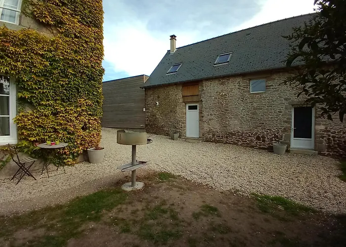 Les Tissey Vue Sur Le Mont St Michel Dragey